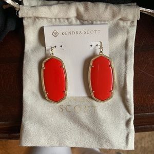 NWOT Kendra Scott Danielle earrings